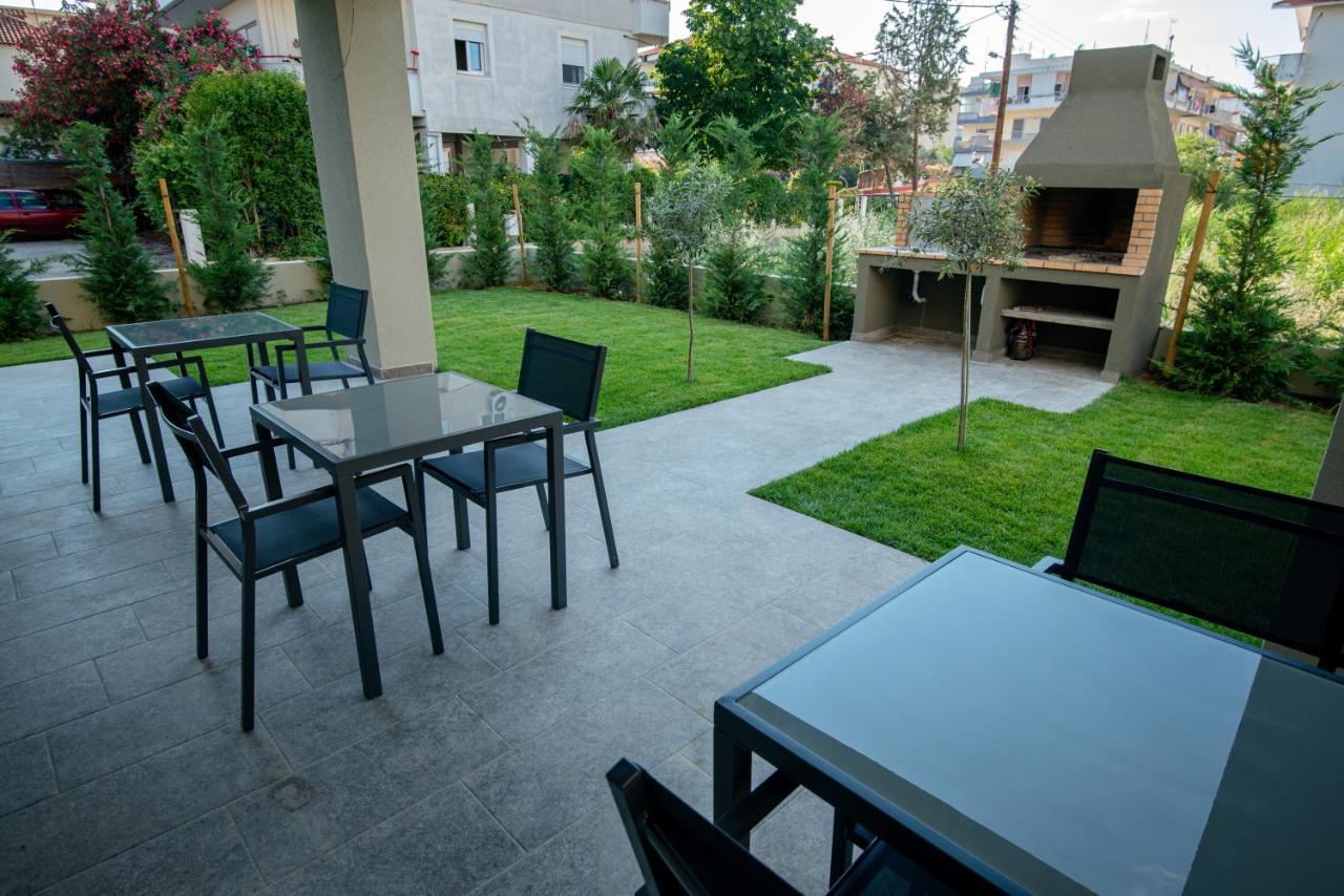 Olive 302 Apartment Peraía Екстериор снимка