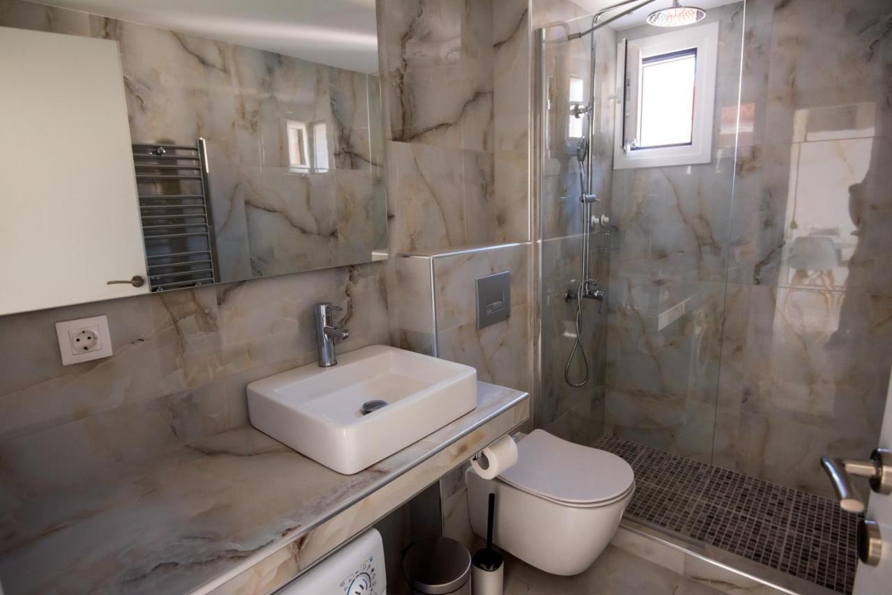 Olive 302 Apartment Peraía Екстериор снимка