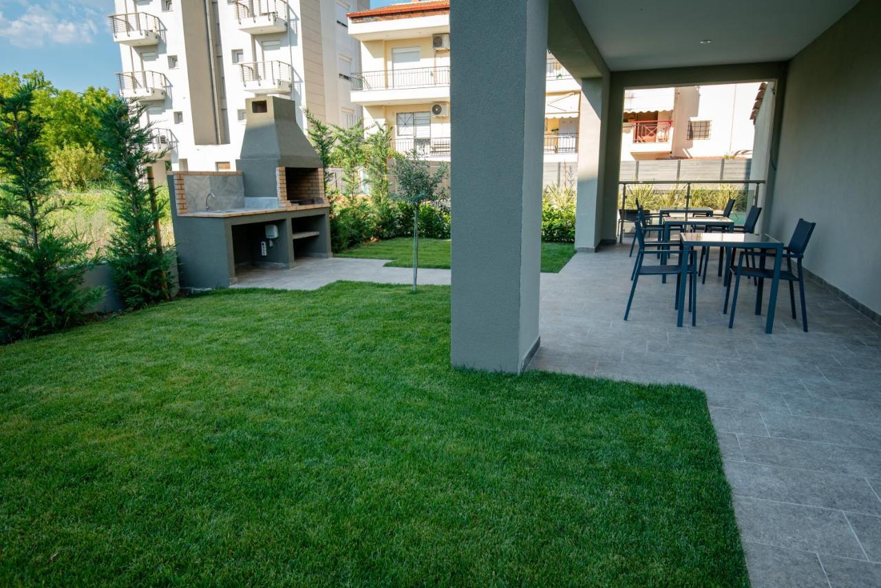 Olive 302 Apartment Peraía Екстериор снимка