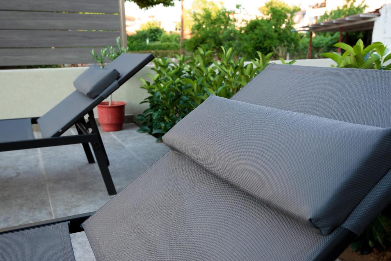 Olive 302 Apartment Peraía Екстериор снимка